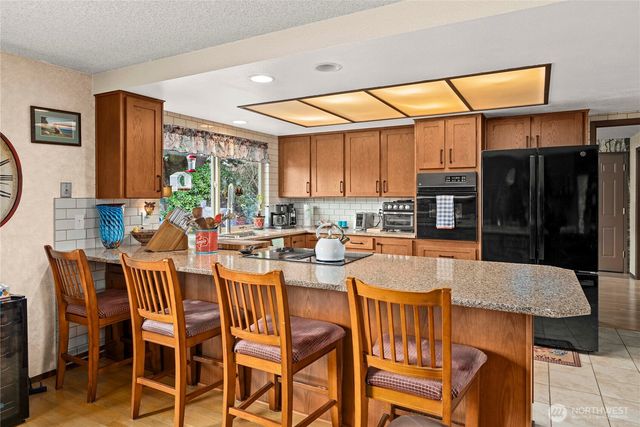 9719 52nd Ave E, Tacoma, WA 98446