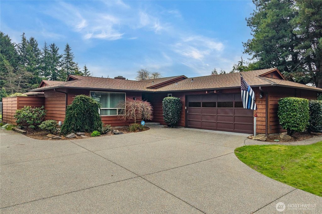 9719 52nd Ave E, Tacoma, WA 98446