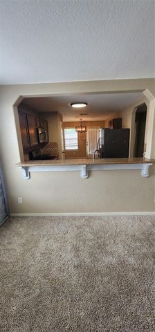 8830 Summerset Meadow Court, Houston, TX 77075