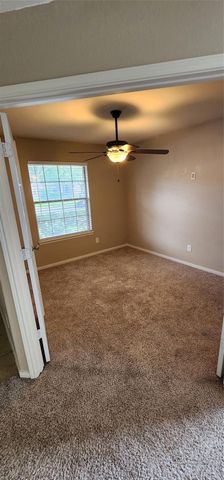 8830 Summerset Meadow Court, Houston, TX 77075