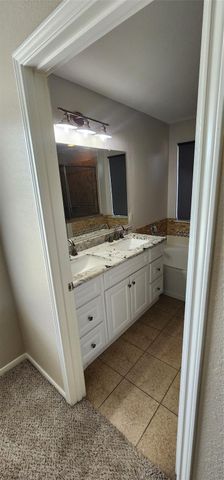 8830 Summerset Meadow Court, Houston, TX 77075
