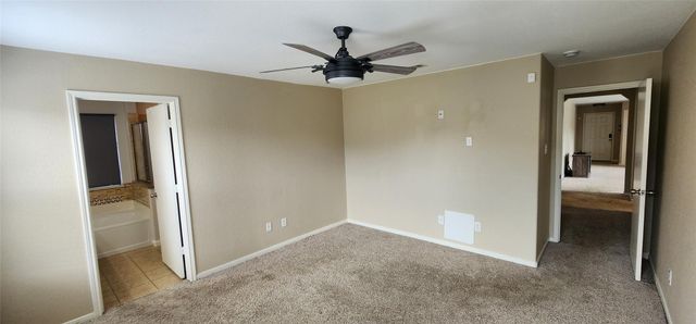 8830 Summerset Meadow Court, Houston, TX 77075