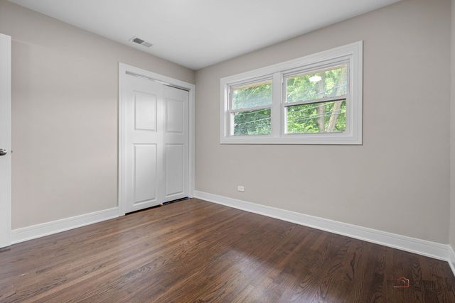 2913 W Sibley Street, Park Ridge, IL 60068