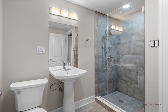 2913 W Sibley Street, Park Ridge, IL 60068