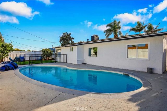600 Maple, La Habra, CA 90631