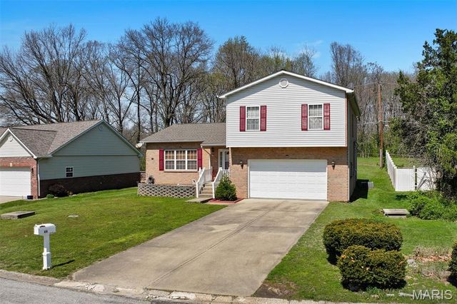 66 Dianne Drive, Belleville, IL 62220