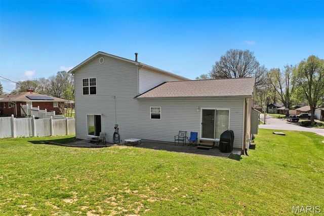 66 Dianne Drive, Belleville, IL 62220