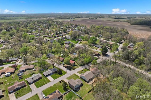 66 Dianne Drive, Belleville, IL 62220