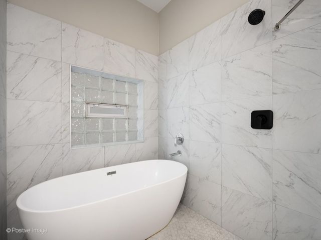 459 N Green Street 2S, Chicago, IL 60642