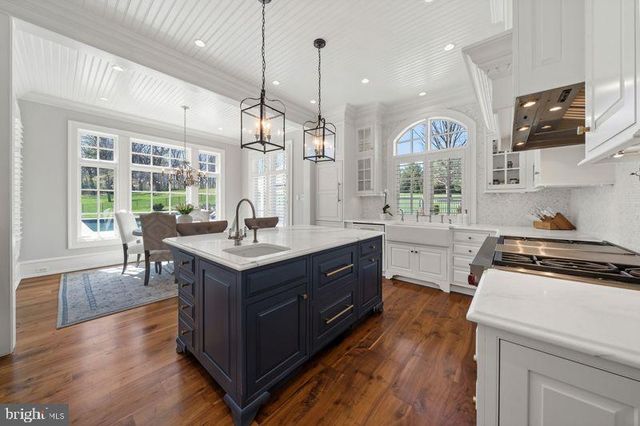 200 PARSONS RD, Landenberg, PA 19350