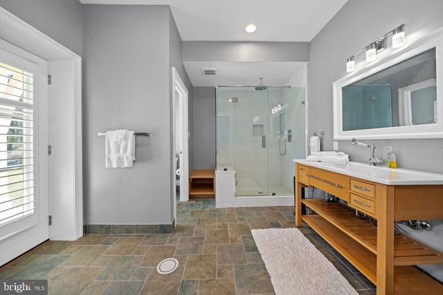 200 PARSONS RD, Landenberg, PA 19350