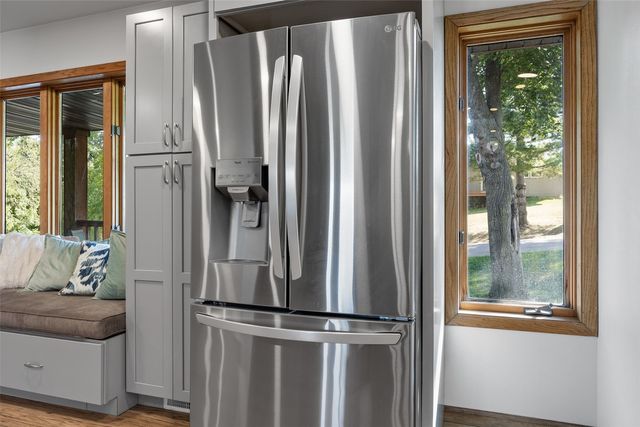 3438 NE Twin Lake View Drive NE, North Liberty, IA 52317