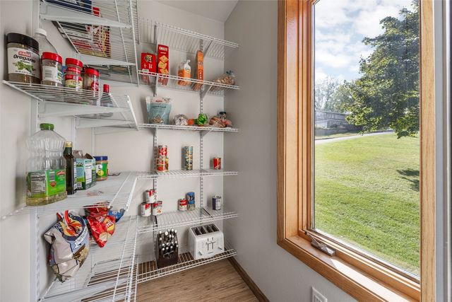 3438 NE Twin Lake View Drive NE, North Liberty, IA 52317