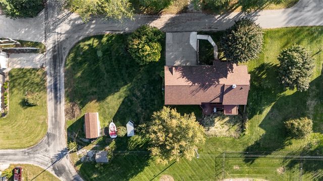 3438 NE Twin Lake View Drive NE, North Liberty, IA 52317