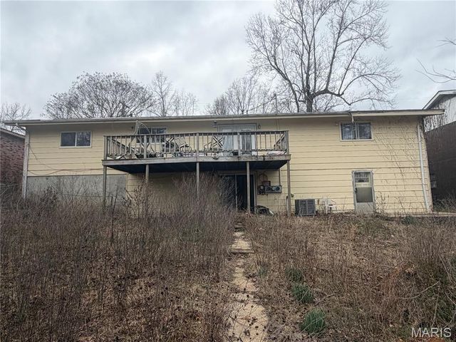 2838 Lakeside Drive, Poplar Bluff, MO 63901