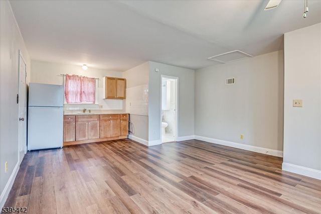 45 Mitchell Ave, Piscataway Twp., NJ 08854