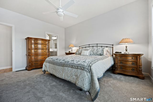 909 Tillinghast Drive 909, Oxford, CT 06478