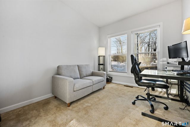 909 Tillinghast Drive 909, Oxford, CT 06478