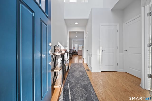 909 Tillinghast Drive 909, Oxford, CT 06478