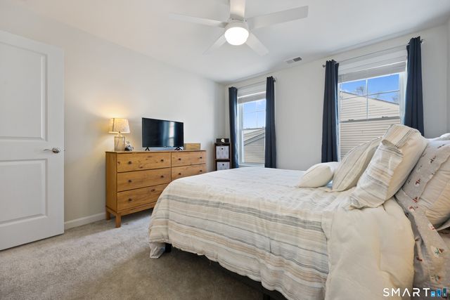 909 Tillinghast Drive 909, Oxford, CT 06478