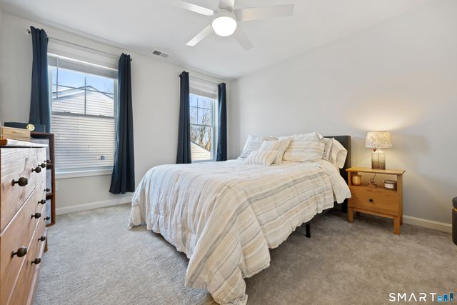 909 Tillinghast Drive 909, Oxford, CT 06478