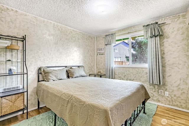 9307 3rd Place SE, Everett, WA 98208