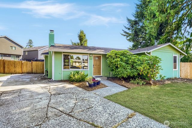 9307 3rd Place SE, Everett, WA 98208