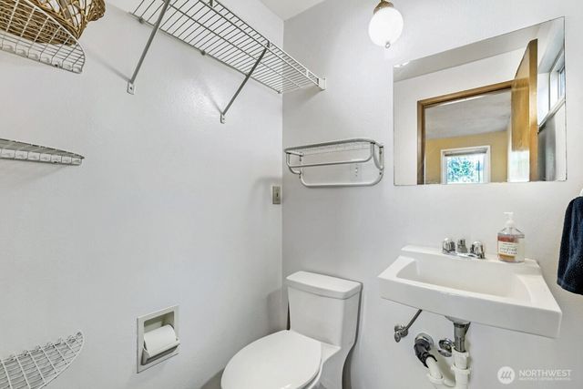 9307 3rd Place SE, Everett, WA 98208