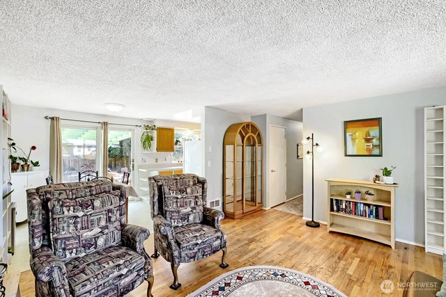 9307 3rd Place SE, Everett, WA 98208