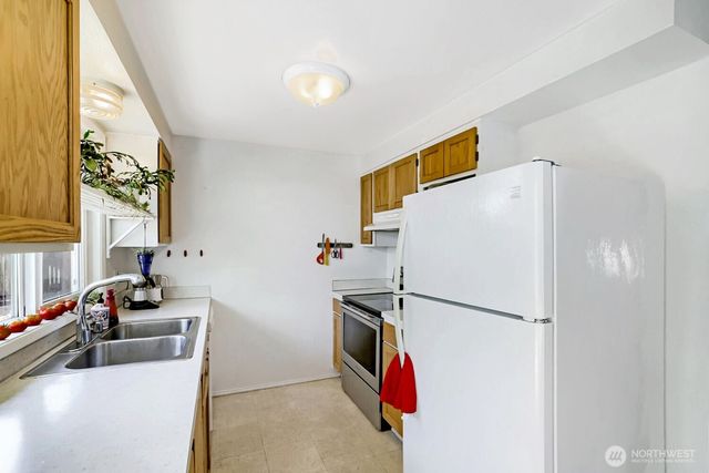 9307 3rd Place SE, Everett, WA 98208