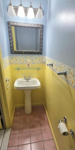 99 Evan Road, Warwick, NY 10990