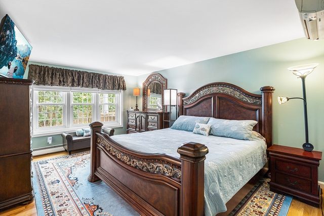 175 Old Post Rd, Barnstable, MA 02632