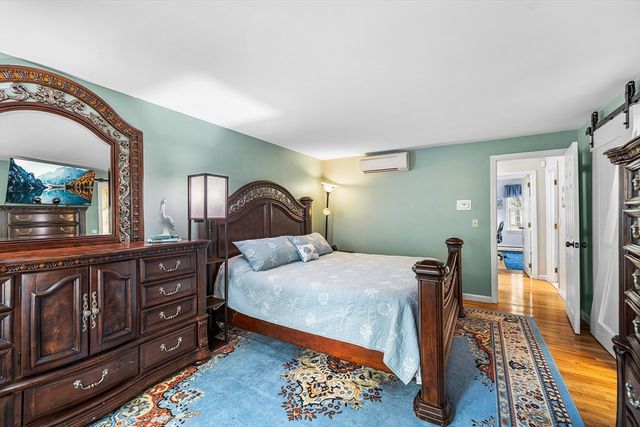 175 Old Post Rd, Barnstable, MA 02632