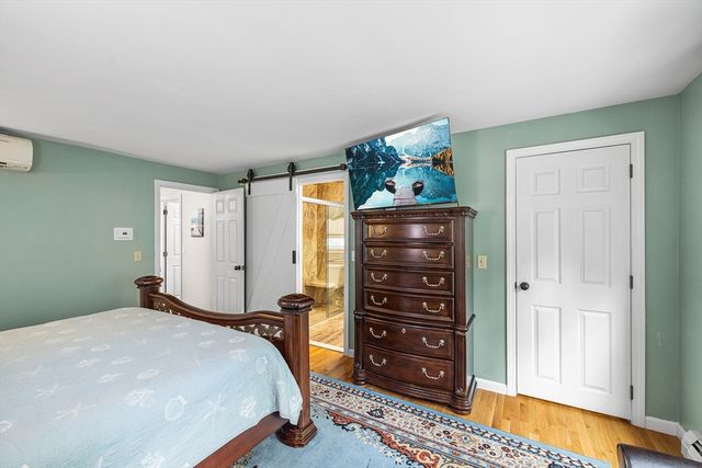 175 Old Post Rd, Barnstable, MA 02632