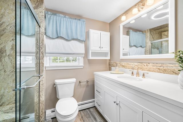 175 Old Post Rd, Barnstable, MA 02632