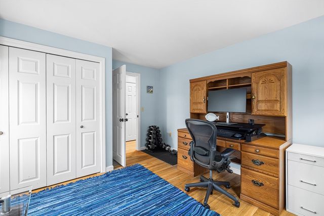 175 Old Post Rd, Barnstable, MA 02632