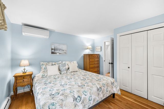 175 Old Post Rd, Barnstable, MA 02632