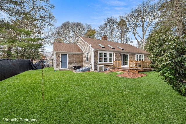 175 Old Post Rd, Barnstable, MA 02632
