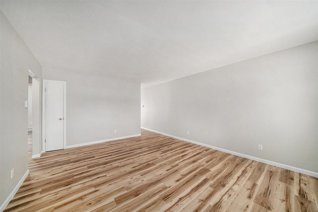 210 W Locust Street, Three Oaks, MI 49128