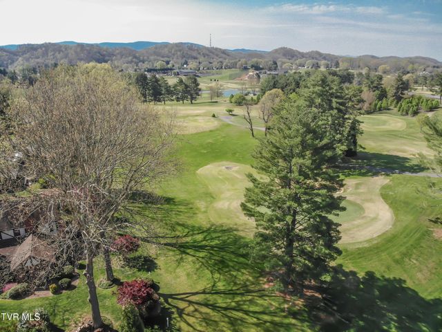 64 Fairway Drive, Bristol, TN 37620