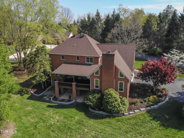 64 Fairway Drive, Bristol, TN 37620