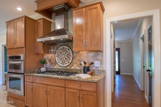 64 Fairway Drive, Bristol, TN 37620