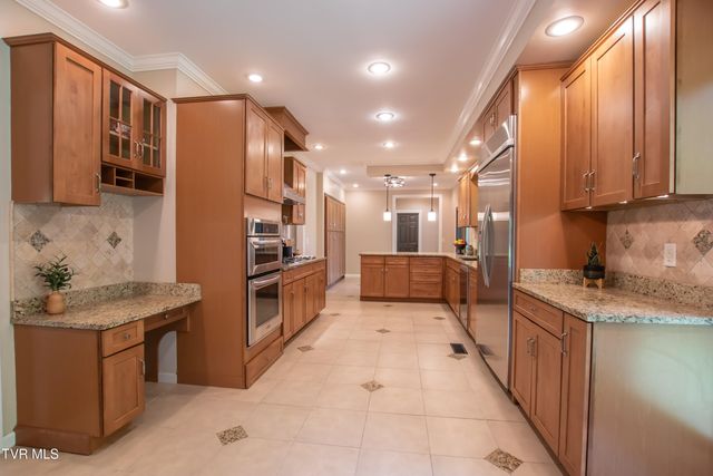 64 Fairway Drive, Bristol, TN 37620