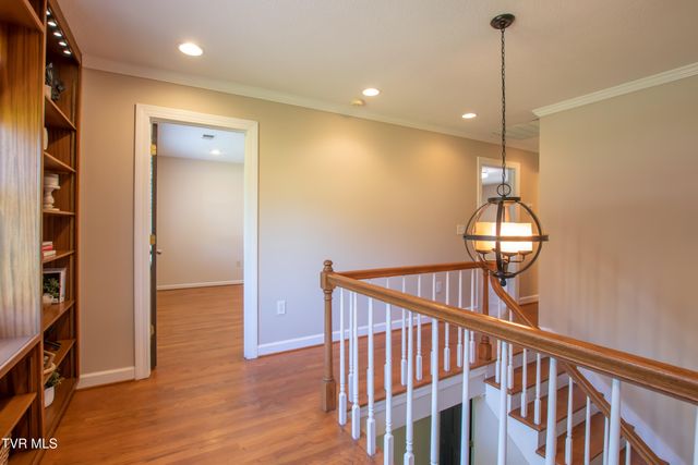 64 Fairway Drive, Bristol, TN 37620