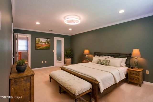 64 Fairway Drive, Bristol, TN 37620