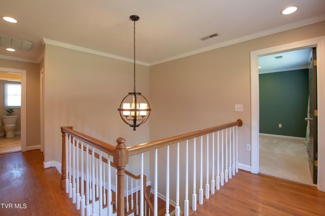 64 Fairway Drive, Bristol, TN 37620