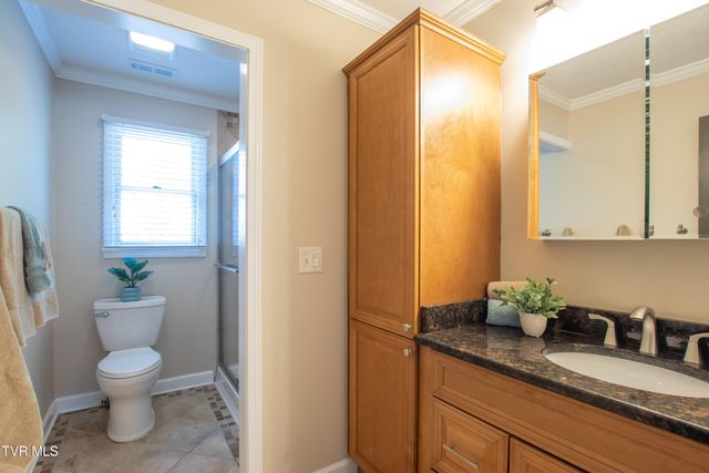 64 Fairway Drive, Bristol, TN 37620