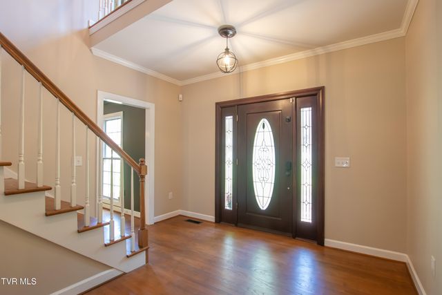 64 Fairway Drive, Bristol, TN 37620