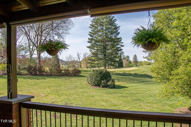 64 Fairway Drive, Bristol, TN 37620