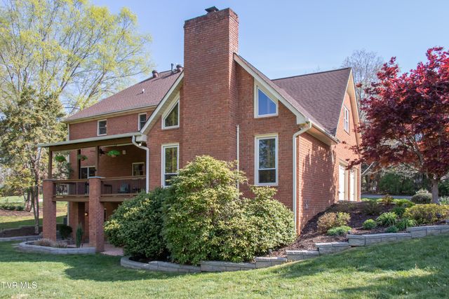 64 Fairway Drive, Bristol, TN 37620